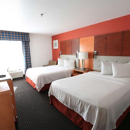 Days Inn by Wyndham Calumet Park Bagian luar foto