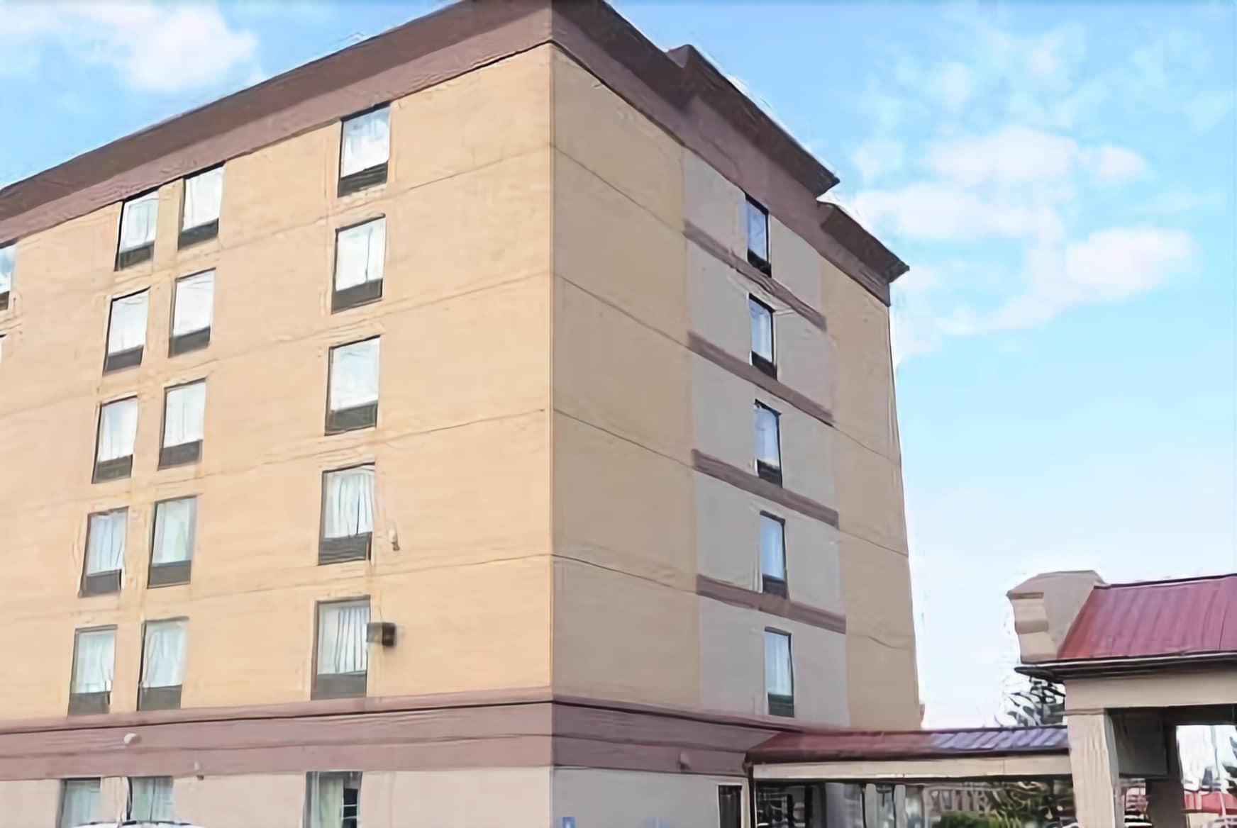 Days Inn by Wyndham Calumet Park Bagian luar foto