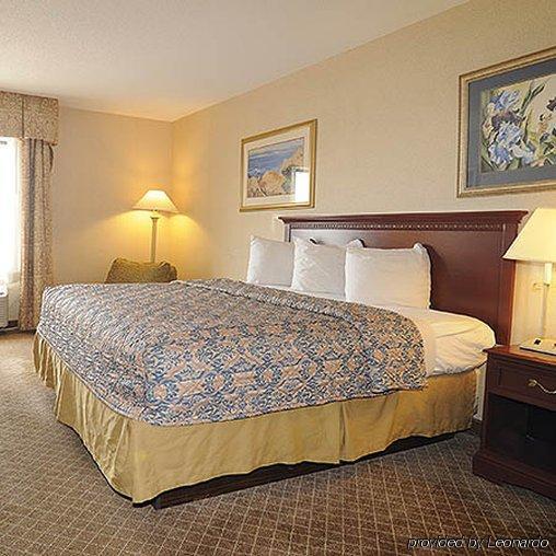 Days Inn by Wyndham Calumet Park Bagian luar foto